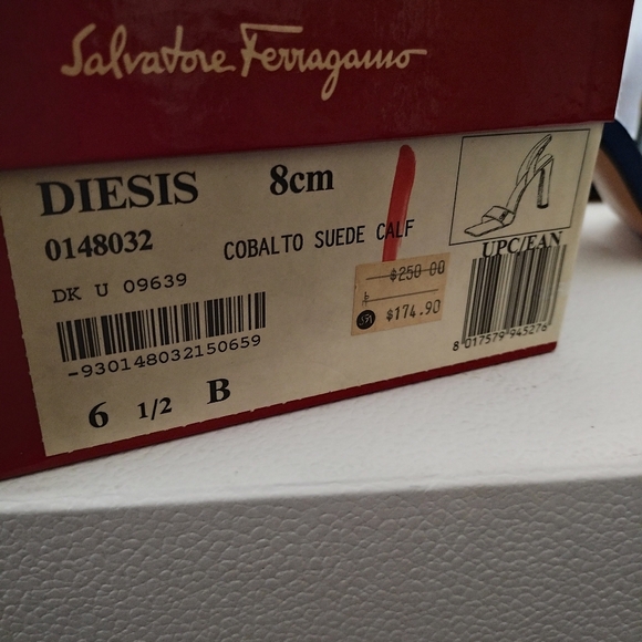 SALVATORE FERRAGAMO SANDAL - Picture 15 of 15